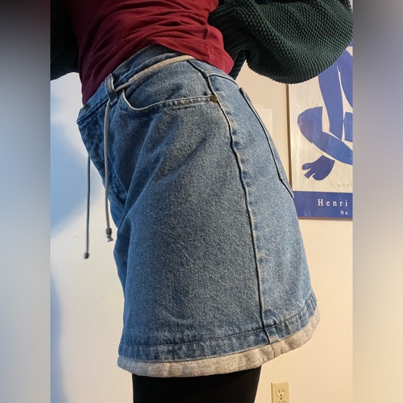 Demin Jean skirt made in Canada - Picture 4 of 8